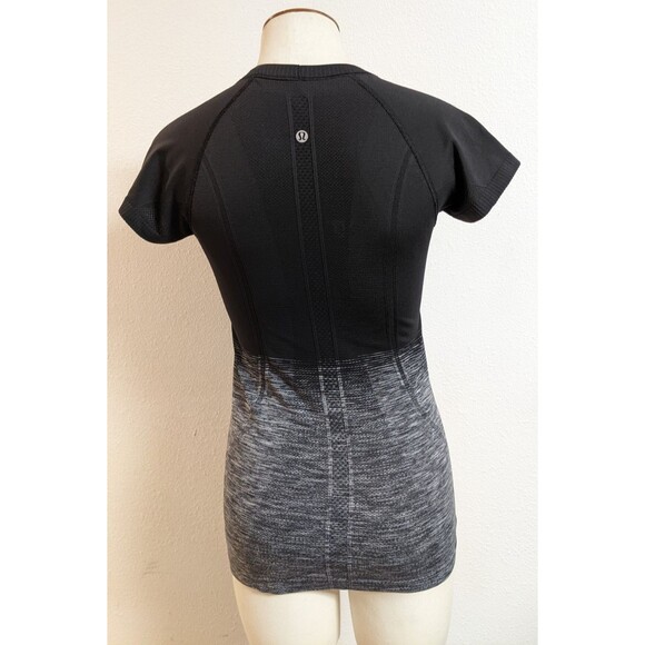 Women's Lululemon Swiftly Tech Short Sleeve Scoop Neck Top Fade White Black 6 - Picture 8 of 12